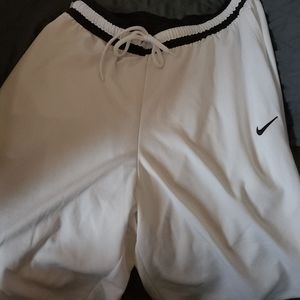 NIKE DRI-FIT SHORTS